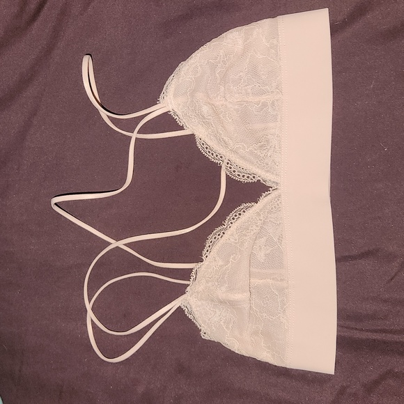 URBAN OUTFITTERS Lace Bralettes - Picture 8 of 14
